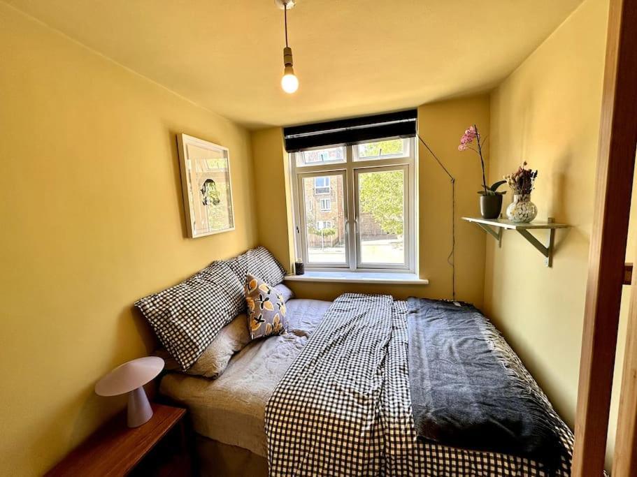Stylish 2 Bed In Perfect East Location