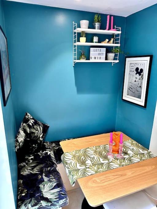 Stylish 2 Bed In Perfect East Location * Londres