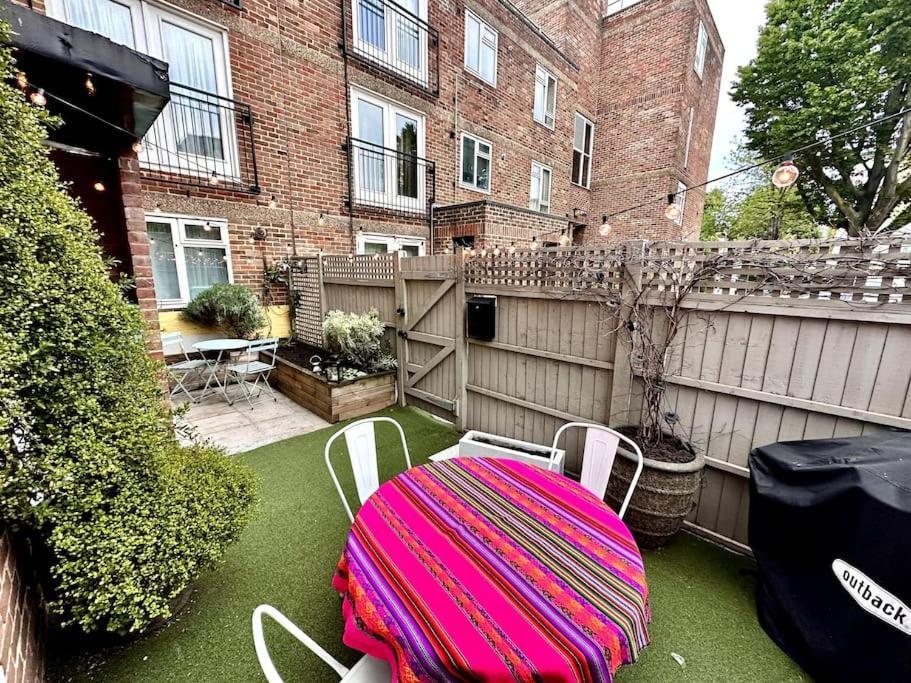 Stylish 2 Bed In Perfect East Location *